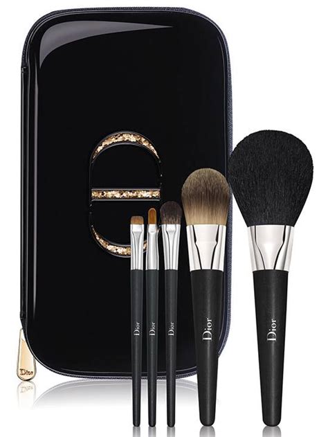 dior make up brush set.